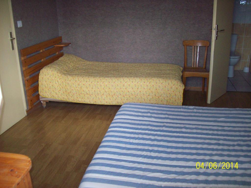Le Relais Des Blaches Hotel Пиерлат Стая снимка